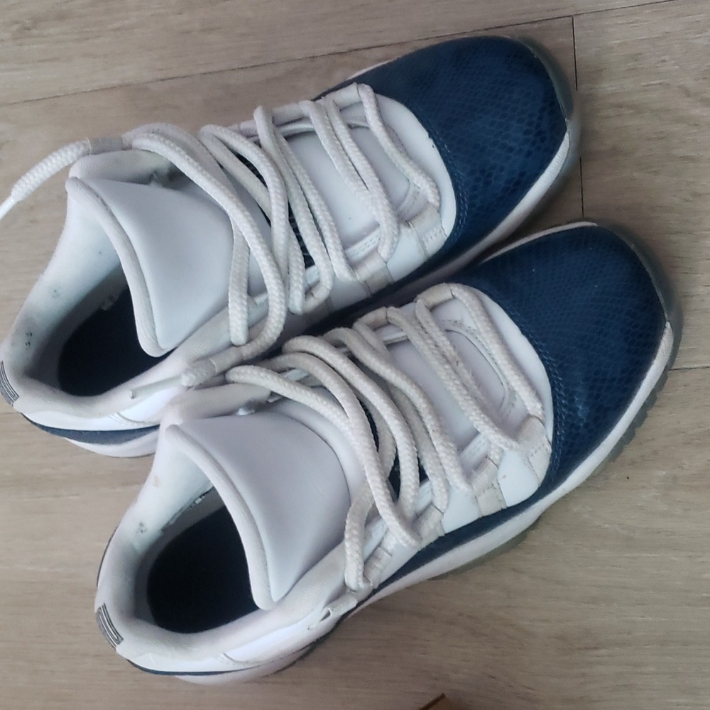 Jordan shoes used 6Y